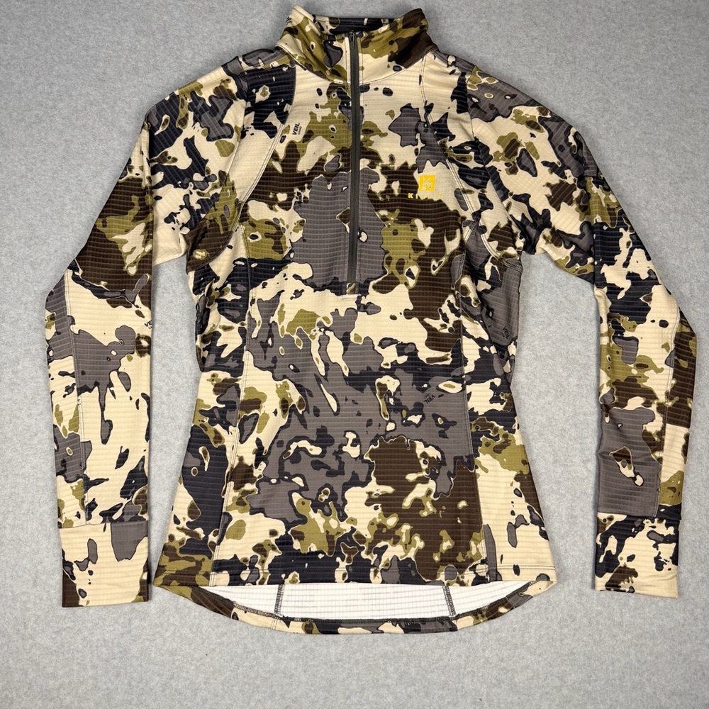 Women's Camouflage Long Sleeve Top
